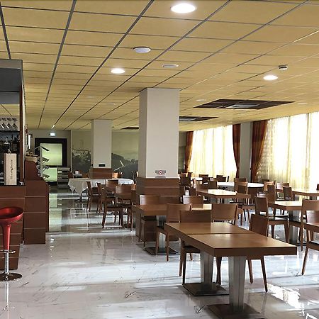 Castahotel Castagnito المظهر الخارجي الصورة