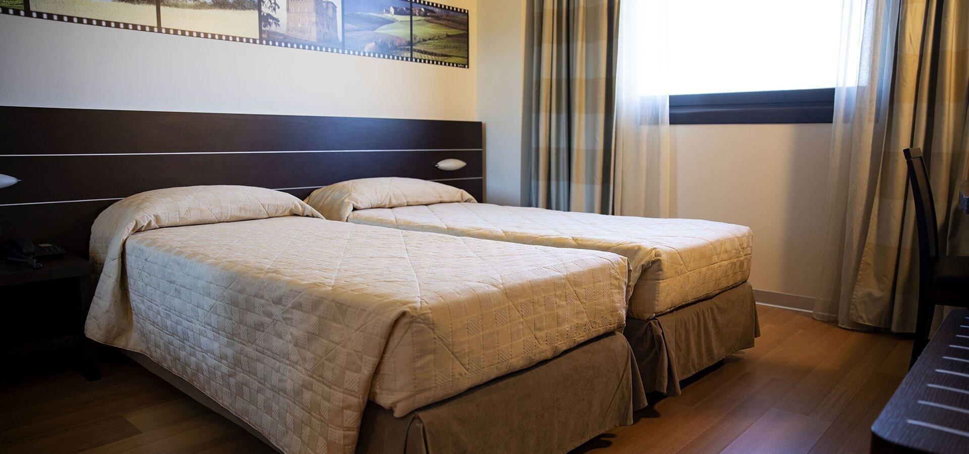Castahotel Castagnito المظهر الخارجي الصورة