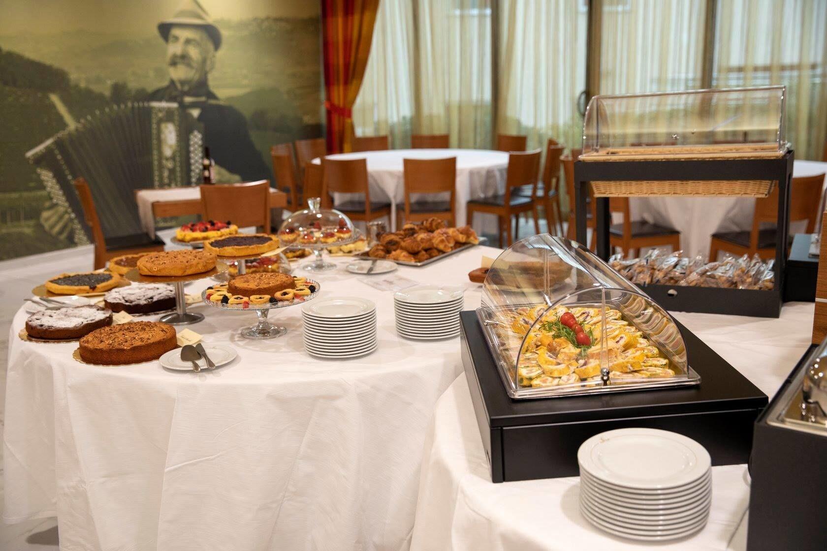 Castahotel Castagnito المظهر الخارجي الصورة
