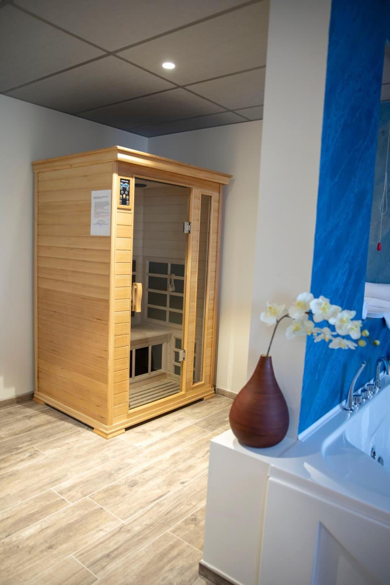 Castahotel Castagnito المظهر الخارجي الصورة